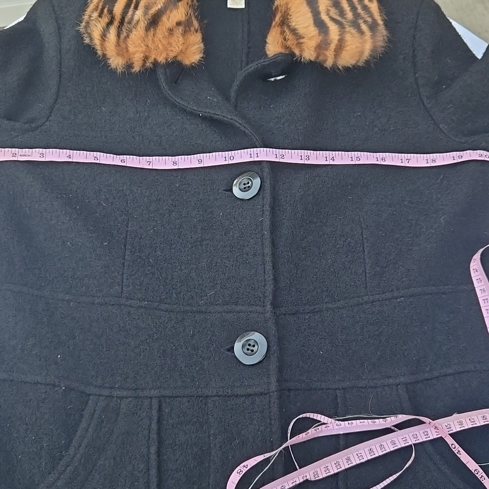Mainbocher Black Trench Coat with Faux Fur Collar 100% Wool - Picture 7 of 8